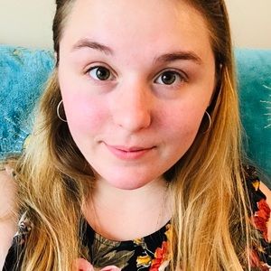 Meet your Posher, Torrie